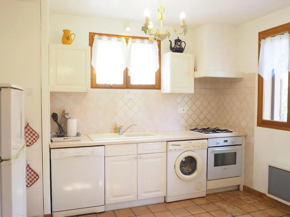 Charming Ground Floor Holiday Home With Private Pool, Bedoin France